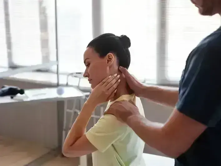 Professional Chiropractor services by Arrowhead Clinic Chiropractic in Redan, GA &mdash; serving local businesses and residents